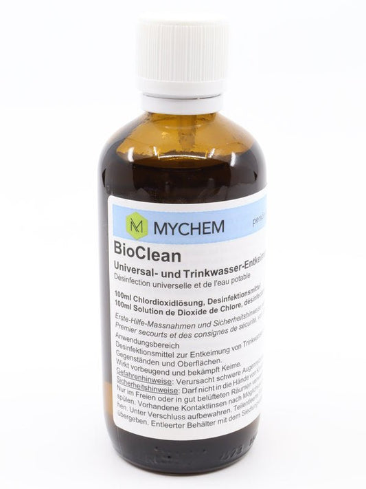 MYCHEM BioClean, 100 ml: flacone in vetro marrone con tappo a vite bianco.