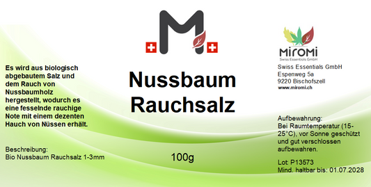 Bio Nussbaum Rauchsalz gemahlen 100g – Rückseite mit Etikette und Inhaltsstoffen | MIROMI - Swiss Essentials GmbH
